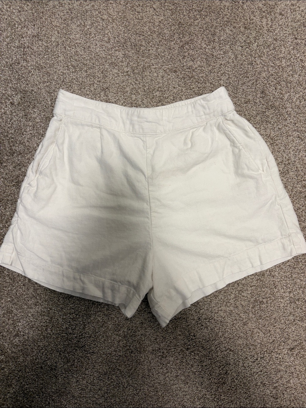Abercrombie & Fitch White High-Waist Linen-Blend Shorts